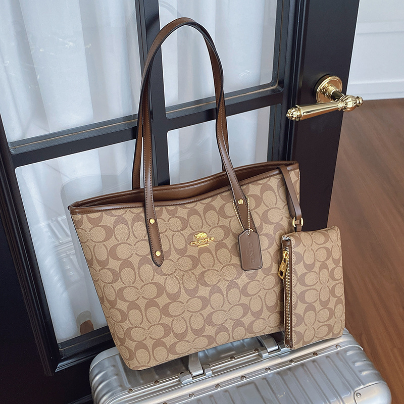 Luxury Designer Women's Should - огляд і ціна Women Bags On Sale