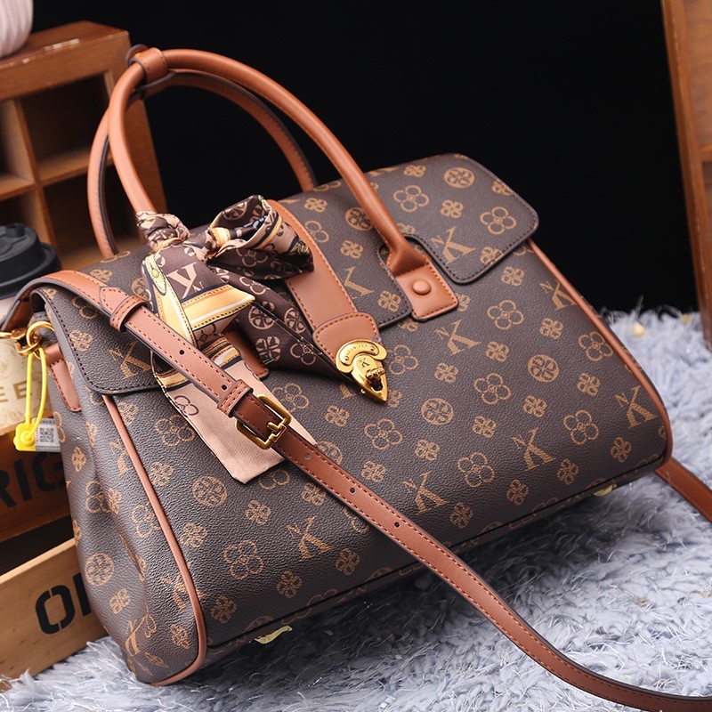 Light luxury brand women's bag - огляд і ціна Women Bags On Sale