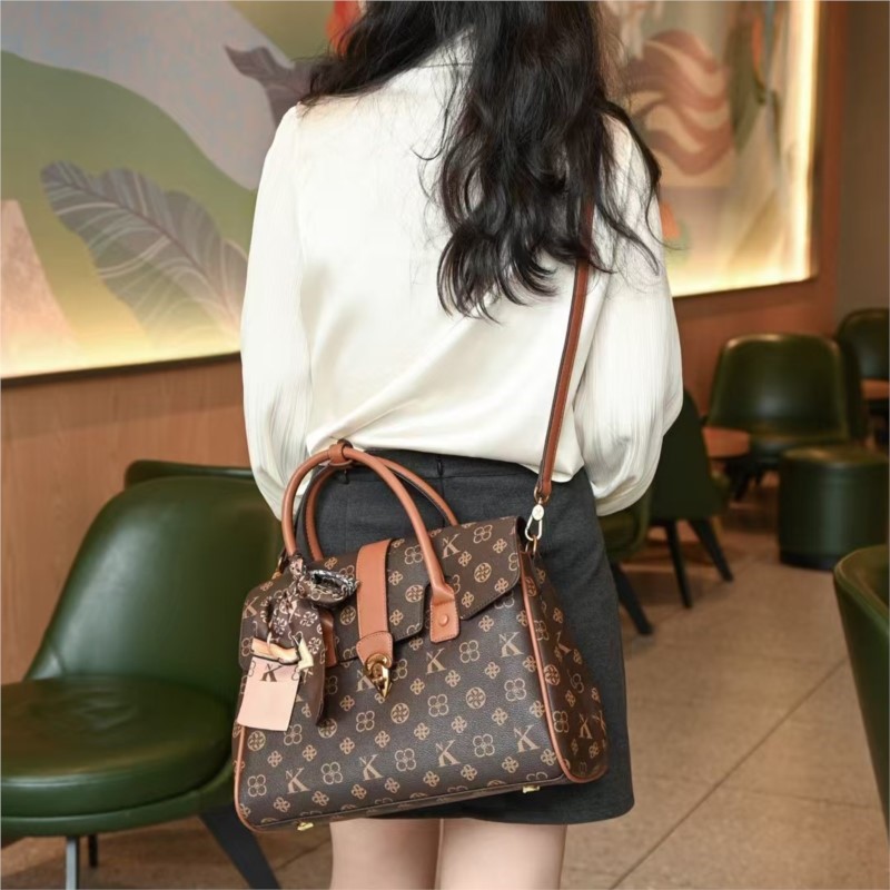 Light luxury brand women's bag - огляд і ціна Women Bags On Sale