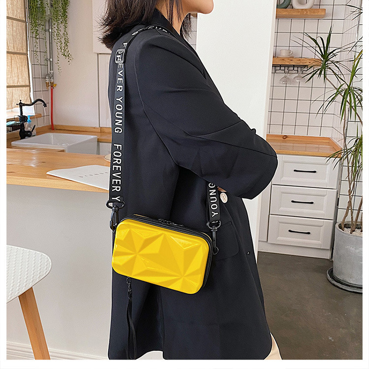 New 7 Inch  PC Lage Small Squa - огляд і ціна Women'S Elle Bags