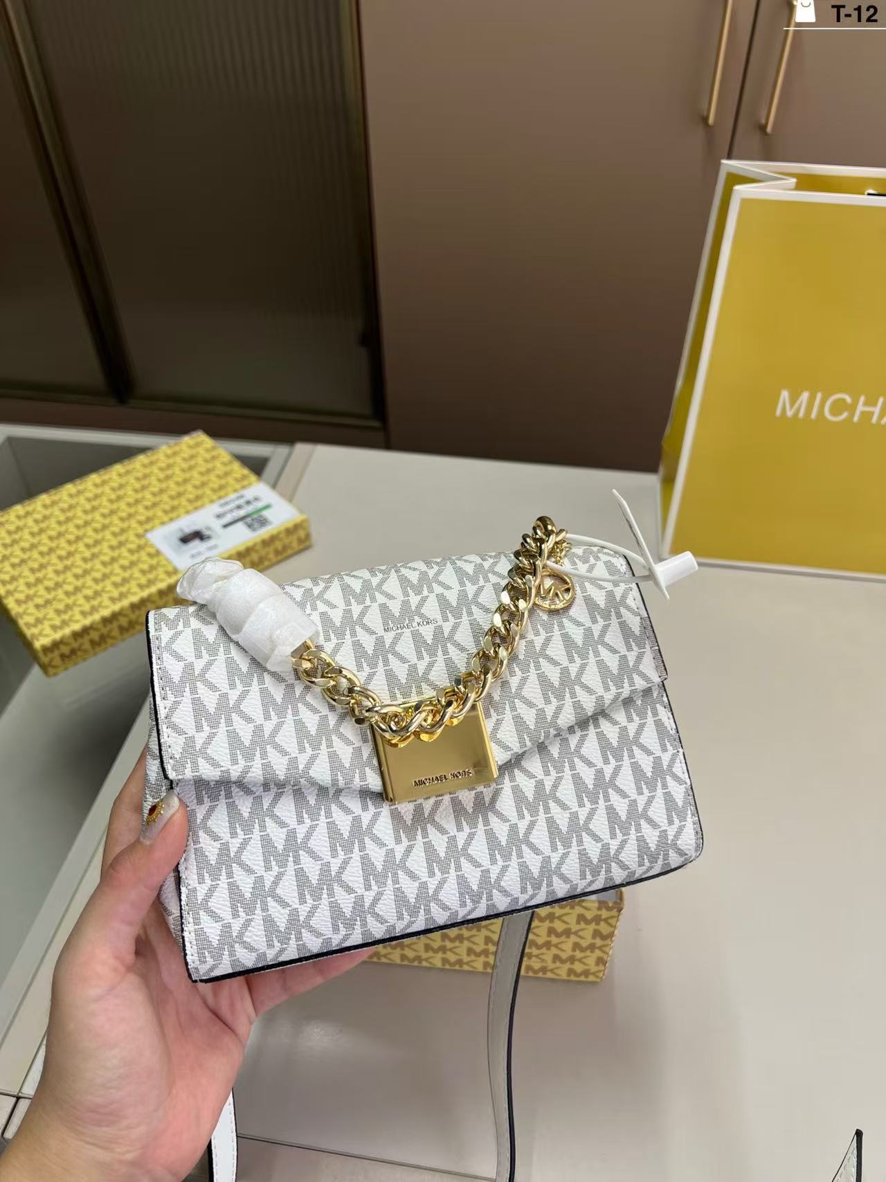 Brand new Michael Kors women's - огляд і ціна Women'S Bags Michael Kors