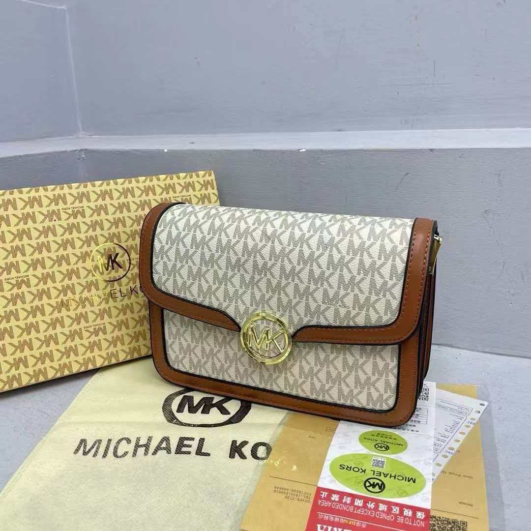 Michael Kors Jet Set Travel Pr - огляд і ціна Women'S Bags Michael Kors
