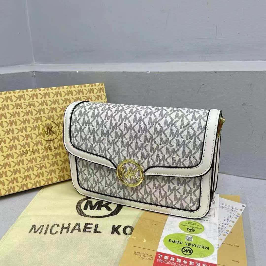 Michael Kors Jet Set Travel Pr - огляд і ціна Women'S Bags Michael Kors